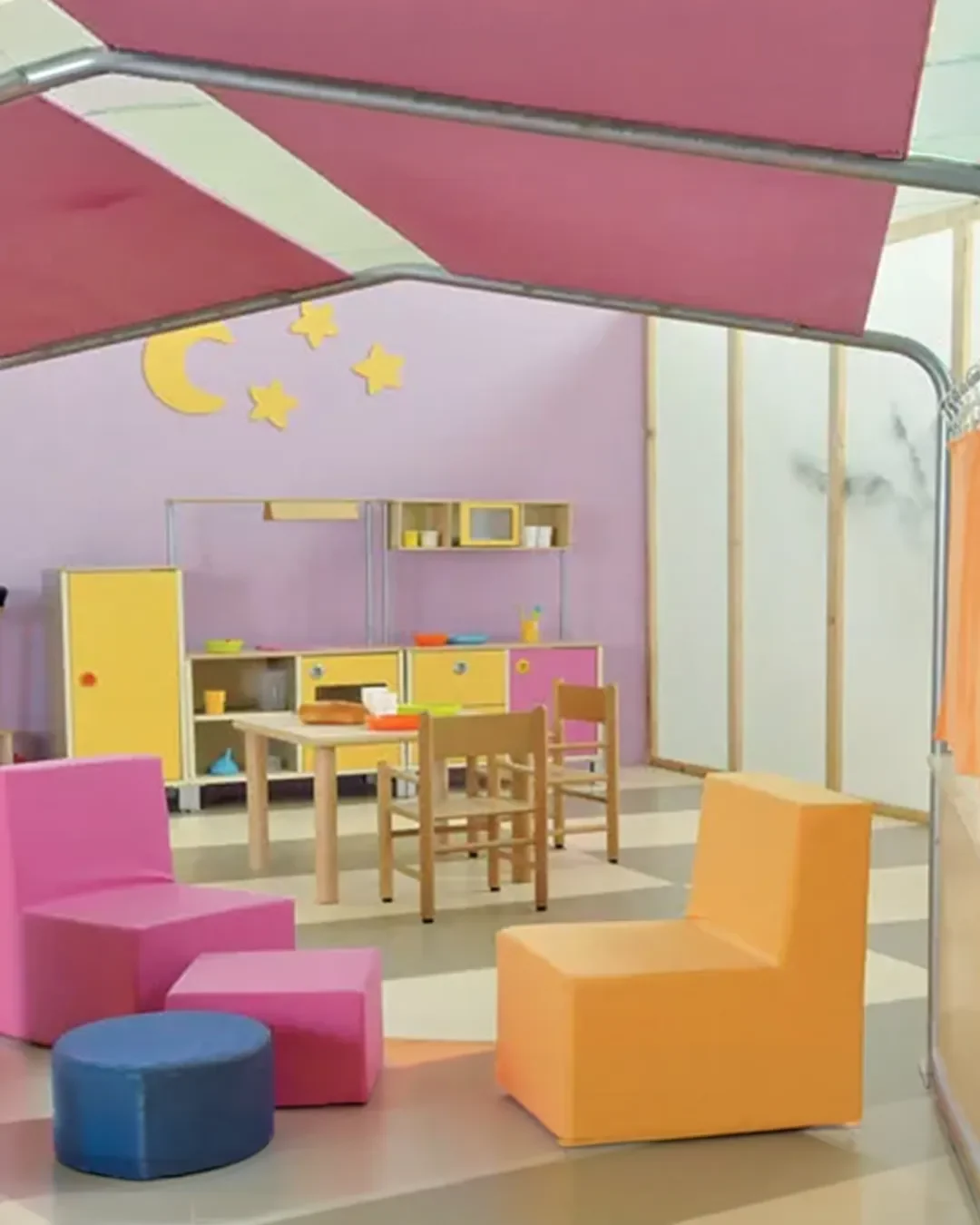 Arredamento scolastico soluzioni pratiche ed ergonomiche per scuole e asili ingros forniture